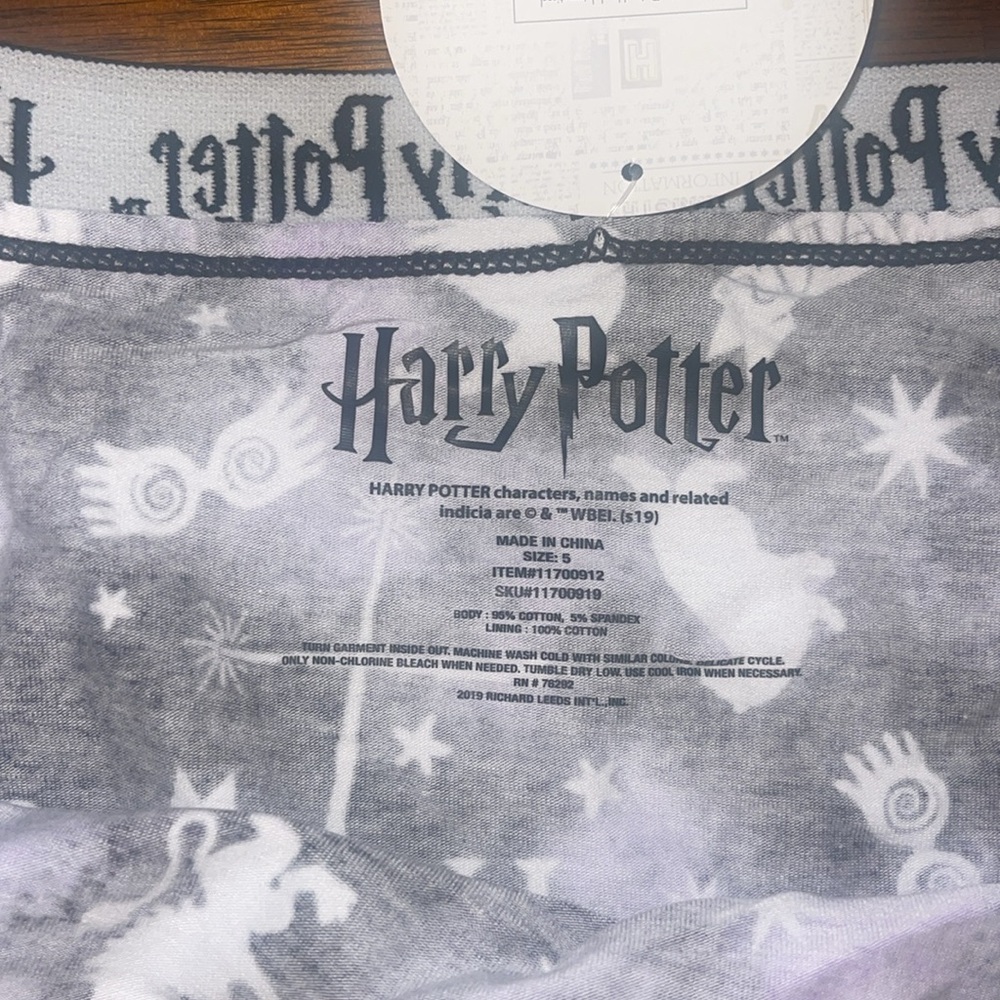 NWT Warner Bros. Harry Potter Women's Purple and Black Boyshorts - Picture 8 of 15
